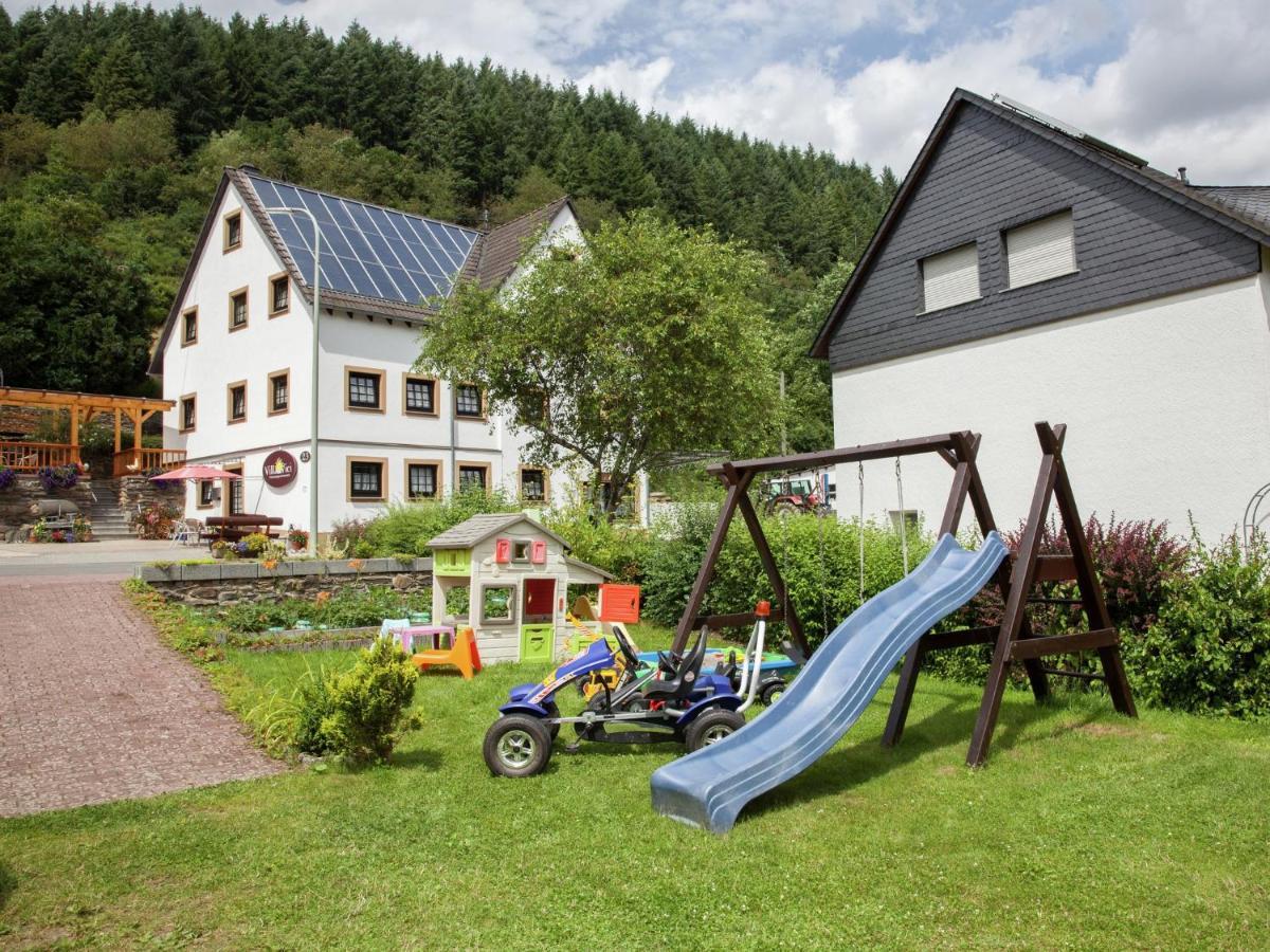 Beautiful Apartment In Merschbach With Garden Exterior foto